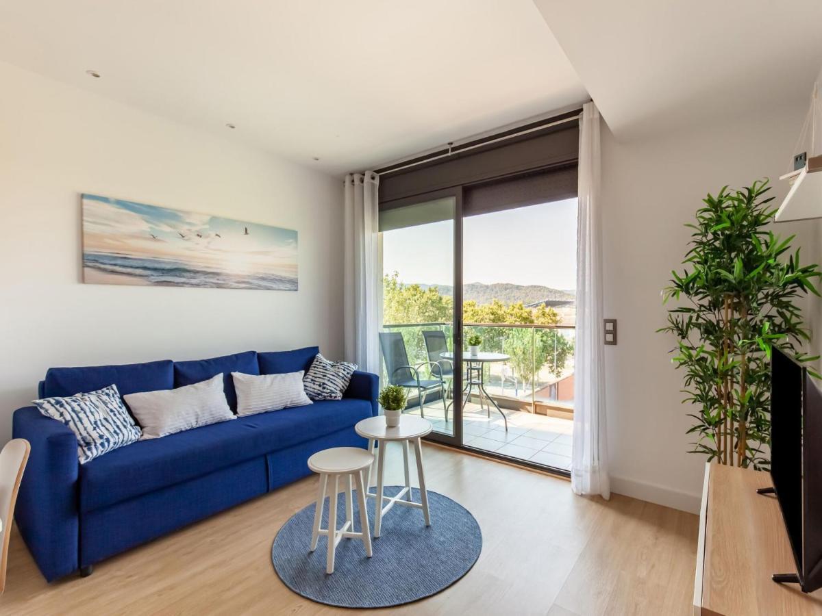 Belvilla By Oyo Modern Apartment In Паламос Экстерьер фото